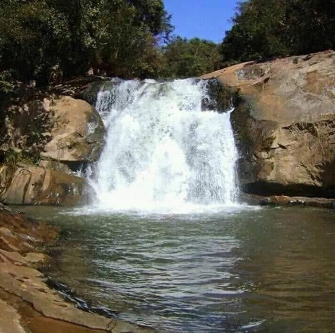 Chale Aconchegante Em Estancia Climatica Santo Antonio do Leite Ngoại thất bức ảnh